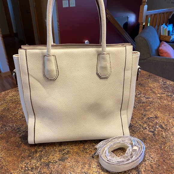 Charming Charlie Purse